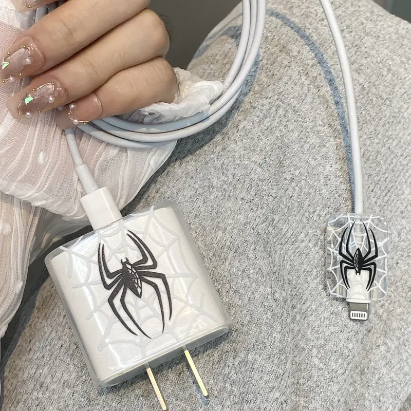 Örümcek Desenli Şarj Cihazı ve Kablo Koruyucu Seti iPhone 20W Adaptör için